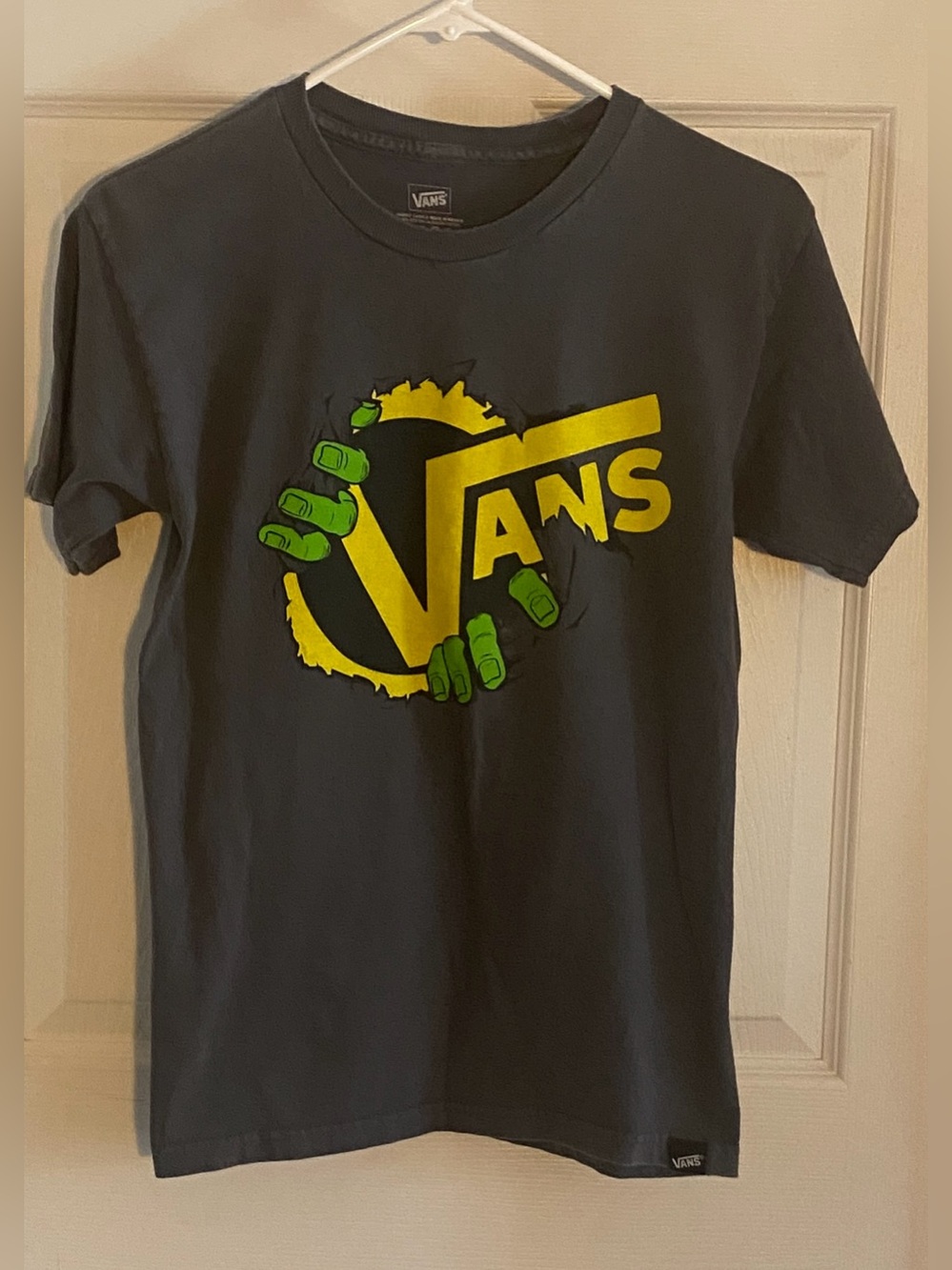 Vans T-Shirt Size Small